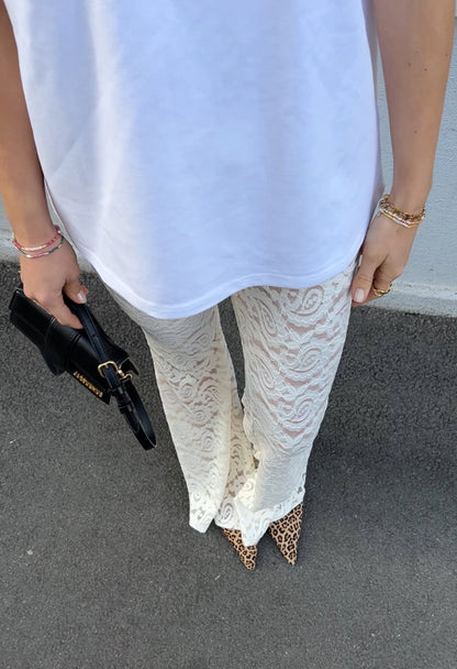 PANTALONES DE ENCAJE