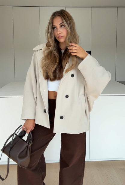 CHAQUETA OVERSIZE CREMA