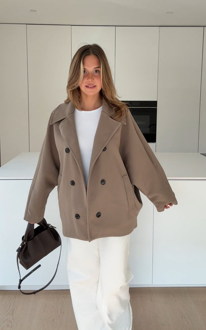 CHAQUETA OVERSIZE COLOR CANELA