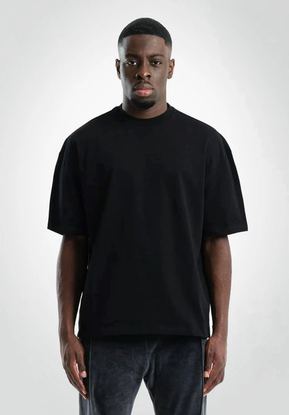 CAMISETA NEGRA OVERSIZE