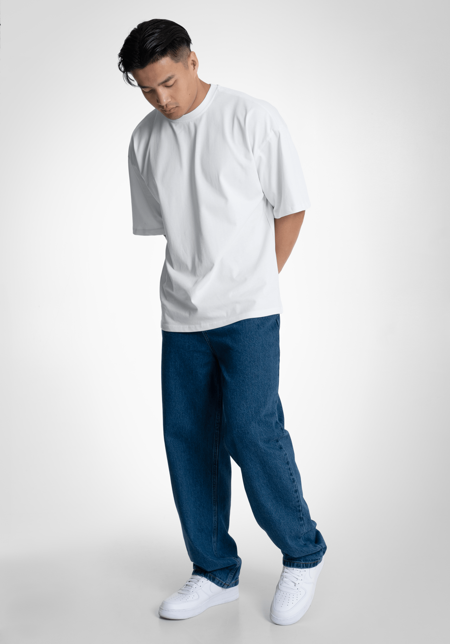 CAMISETA BLANCA OVERSIZE